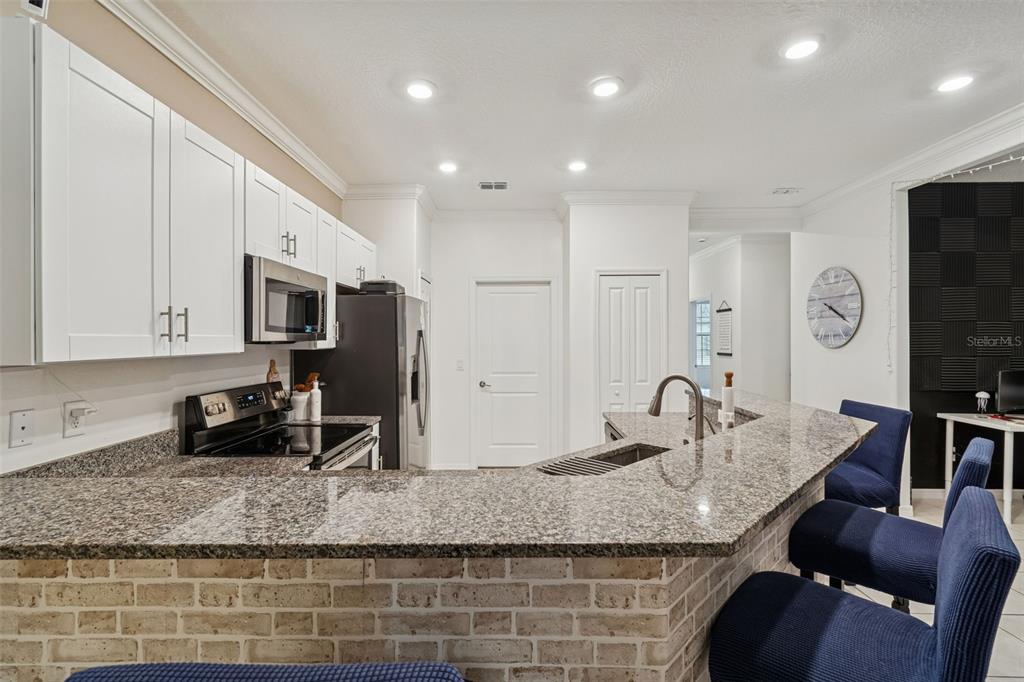 6773 Ripple Pond Loop Zephyrhills, FL 33541 - Photo 6 of 32 Gallery Image 6