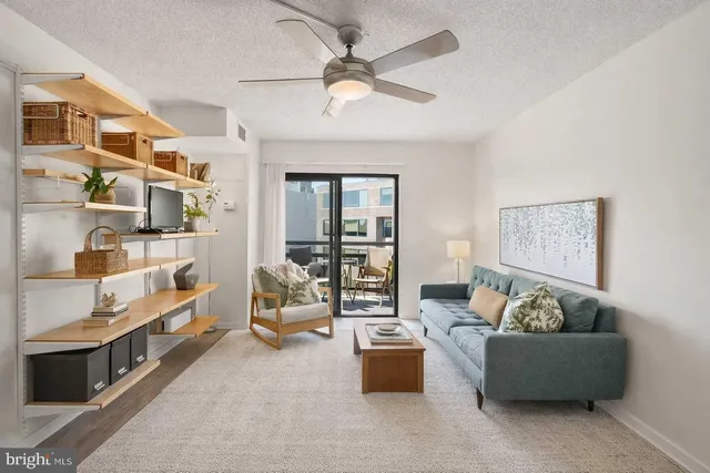 $399,000 | 2111 Wisconsin Avenue Northwest, Unit 606, Washington, DC 20007