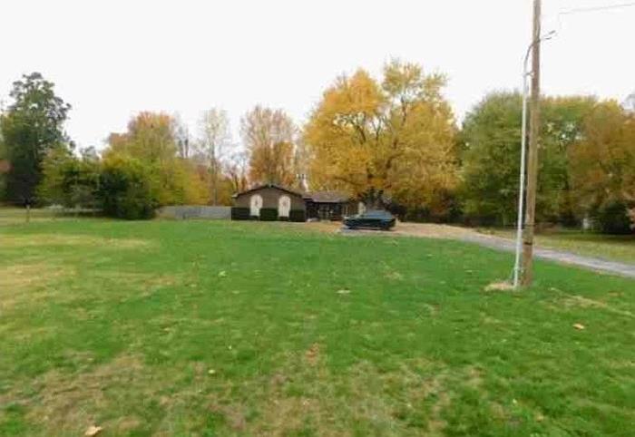 8916 South Franklin Road Indianapolis, IN 46259 - Photo 1 of 27