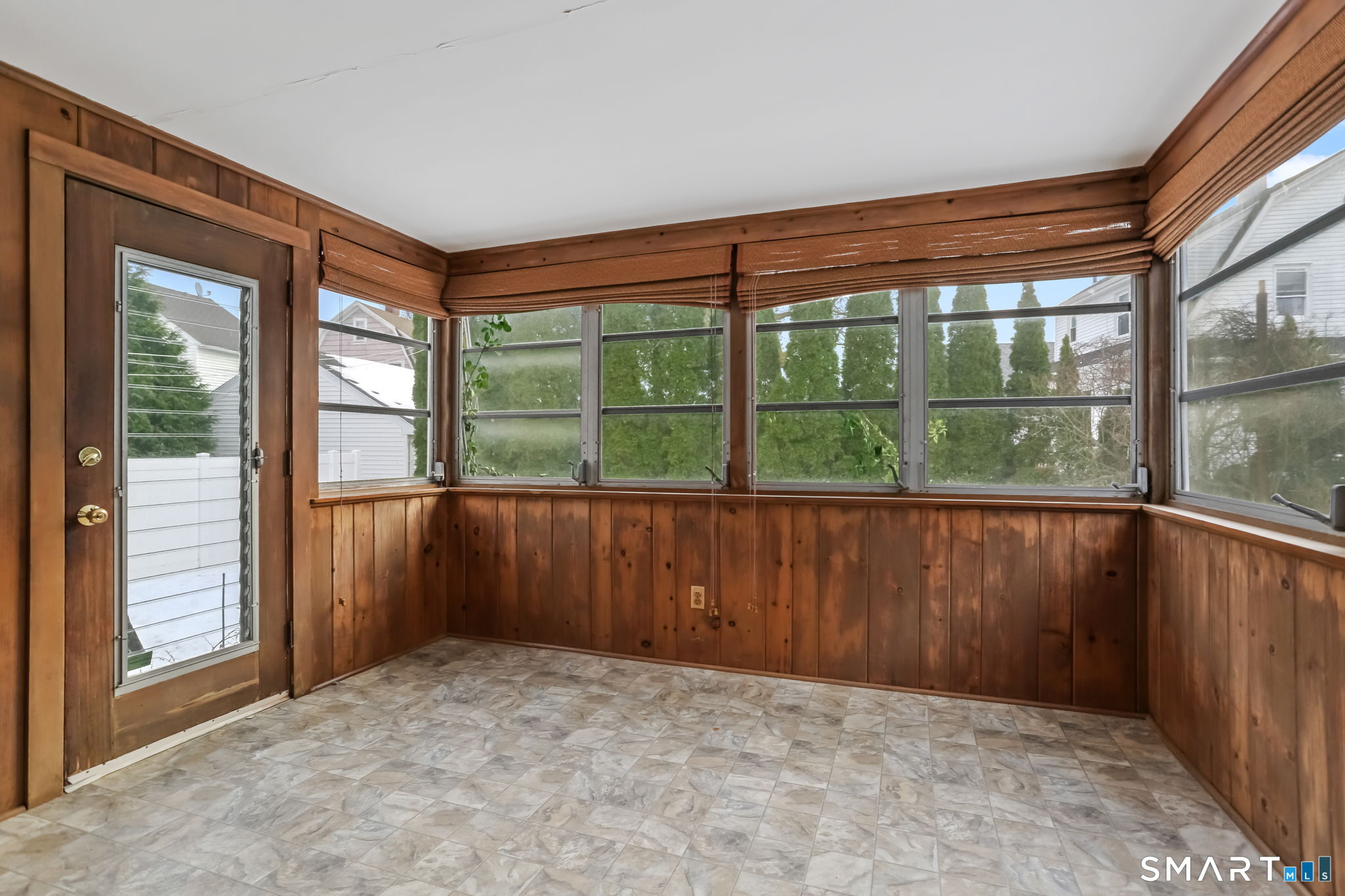 327 Meadowbrook Road Fairfield, CT 06824 - Photo 9 of 10