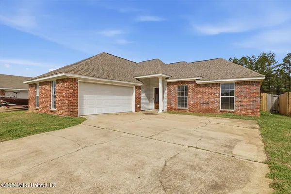 $1,700 | 168 Cedar Spring Circle, Pearl, MS 39208