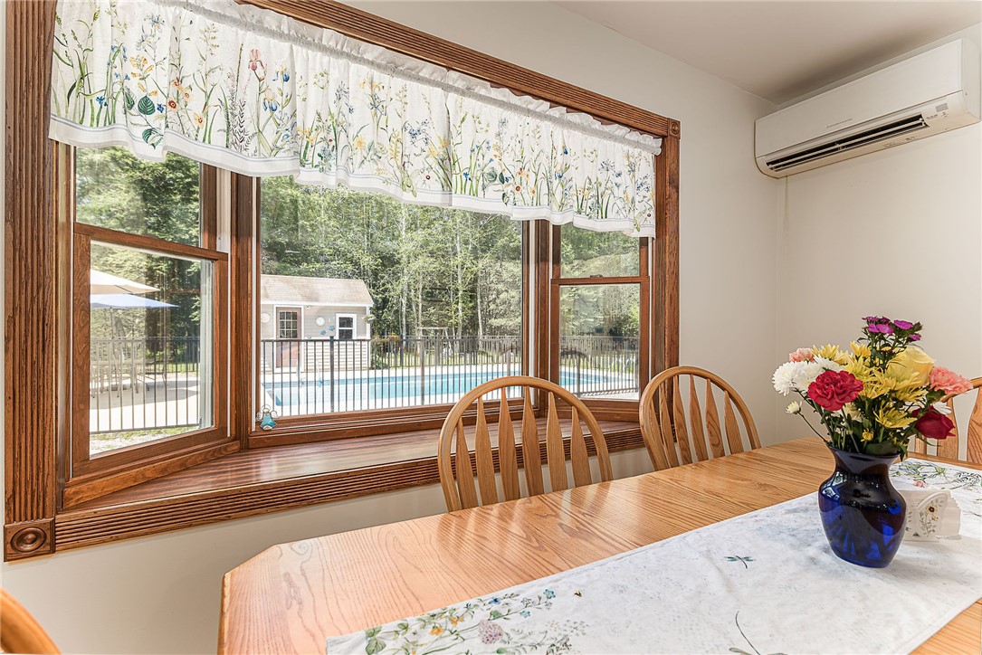 147 Woodville Alton Road Hopkinton, RI 02832 - Photo 9 of 34