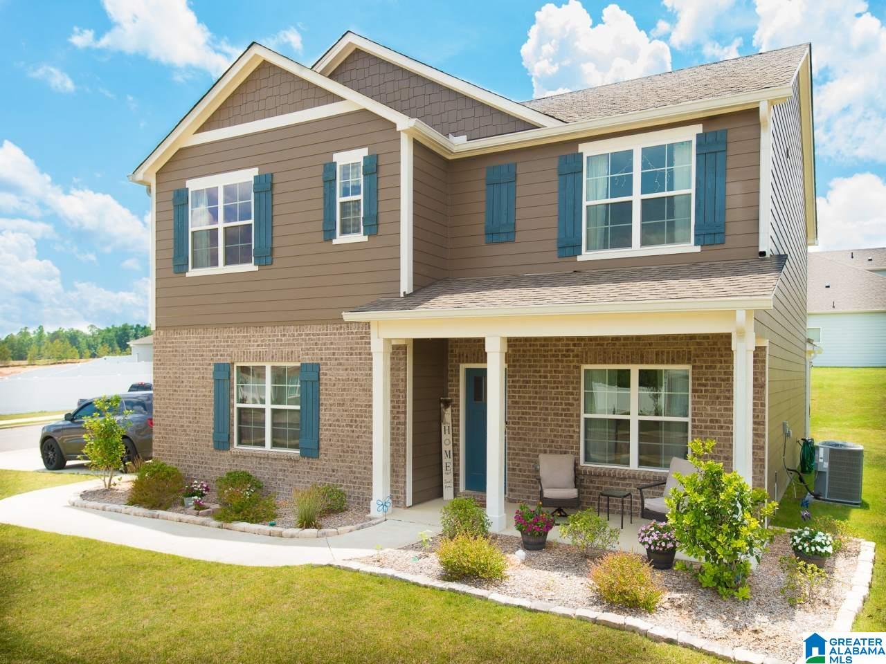 1024 Wood Duck Way Alabaster, AL 35007 - Photo 2 of 30