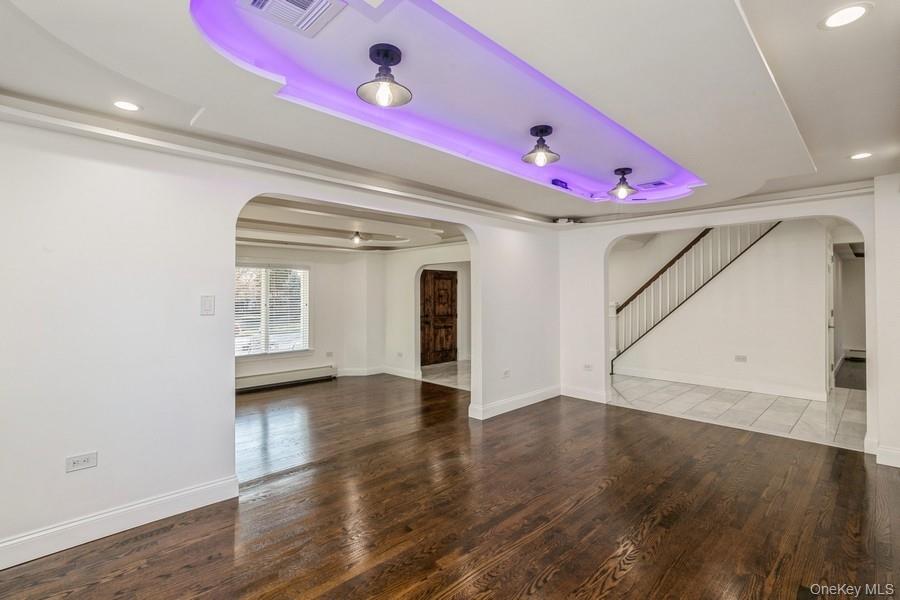 66 Wicks Path Commack, NY 11725 - Photo 5 of 24