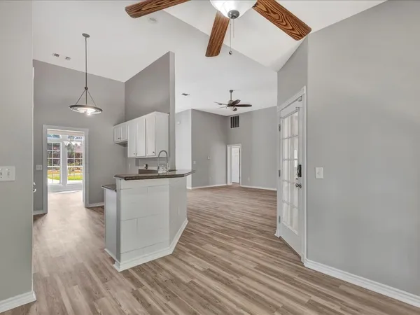 $349,000 | 448 Ashwood Bend, Lufkin, TX 75904