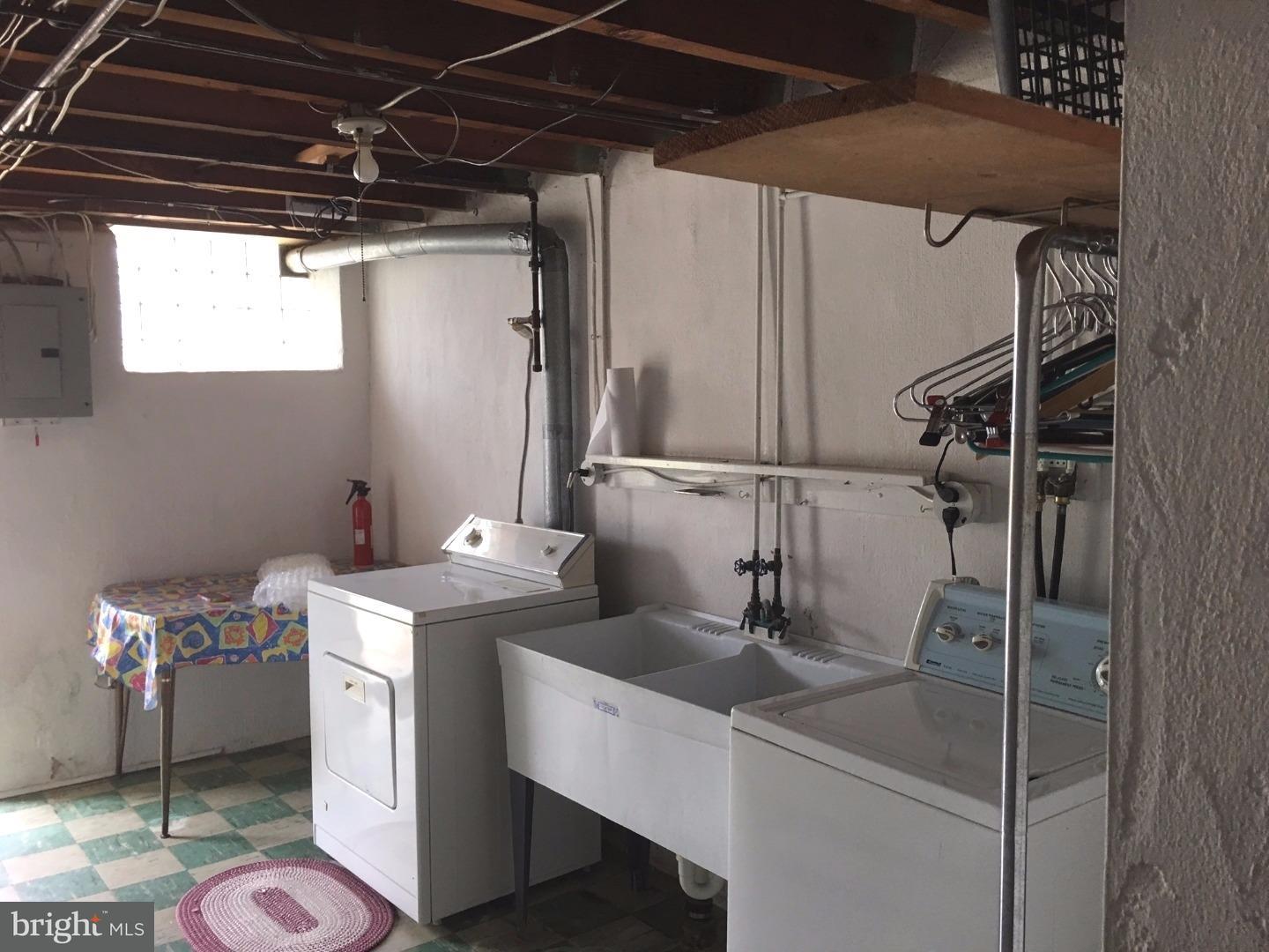 7739 Dungan Road Philadelphia, PA 19111 - Photo 15 of 16 Laundry Room