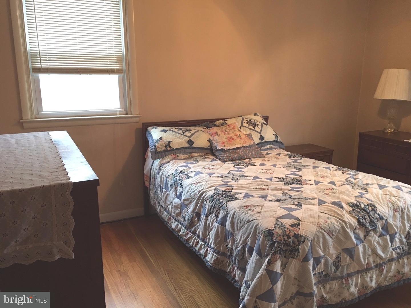 Bedroom - Main