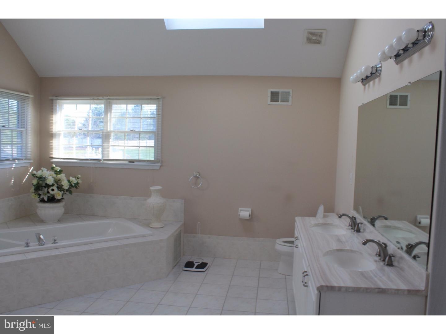 58 Zaitz Farm Road Princeton Junction, NJ 08550 - Photo 21 of 23 Master Bathroom