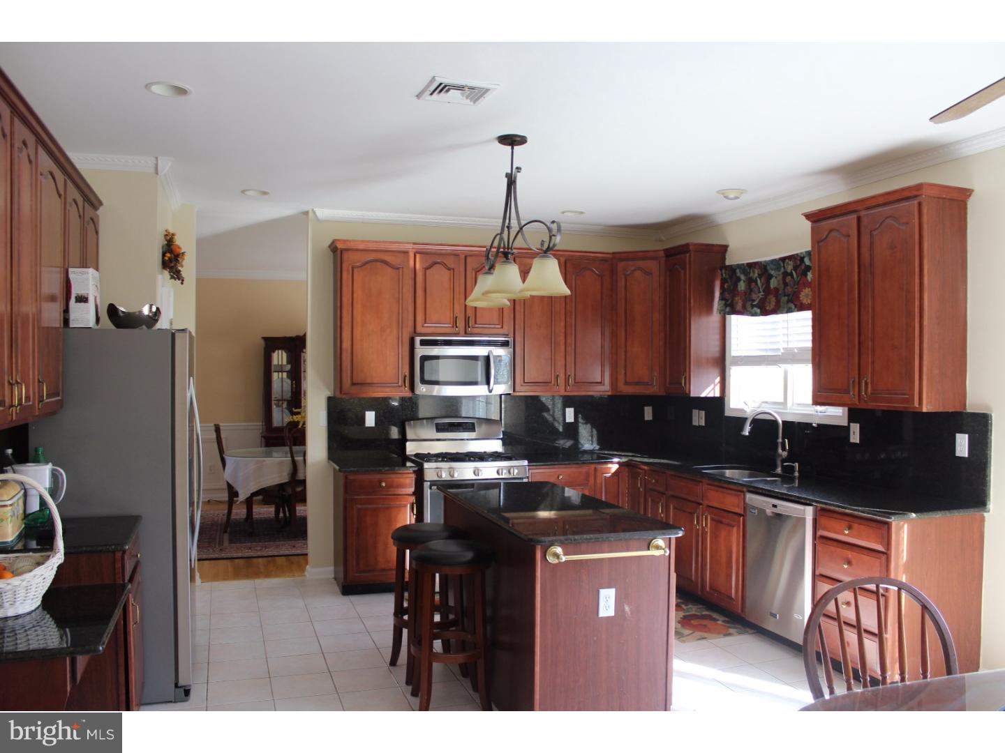 58 Zaitz Farm Road Princeton Junction, NJ 08550 - Photo 10 of 23 Kitchen