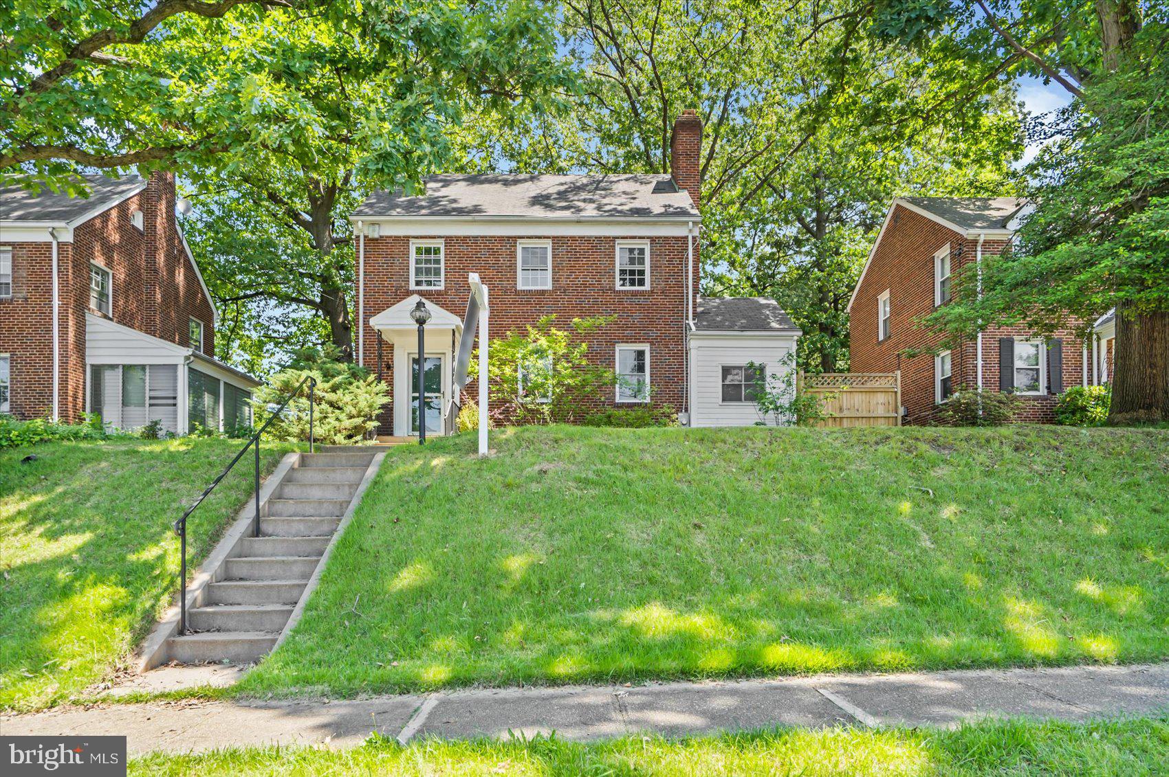6513 Adelphi Road University Park, MD 20782 - Photo 2 of 55 Gallery Image 2