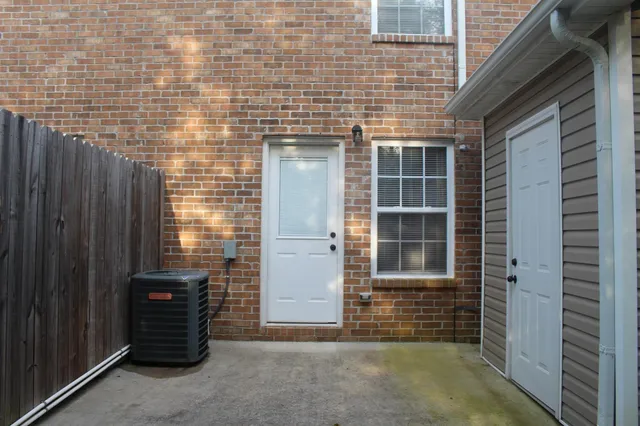 $995 | 2288 McCormick Lane, Unit A, Clarksville, TN 37040