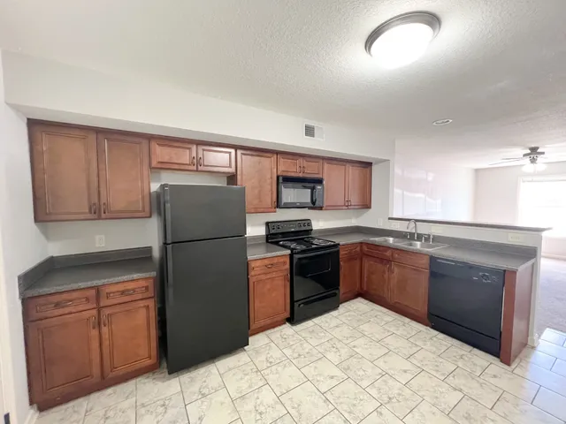 $995 | 2288 McCormick Lane, Unit A, Clarksville, TN 37040