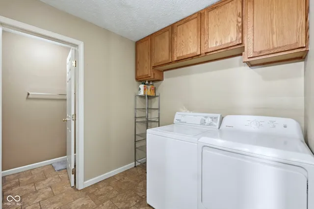 $575,000 | 3734 West 350th Street South, Kokomo, IN 46902