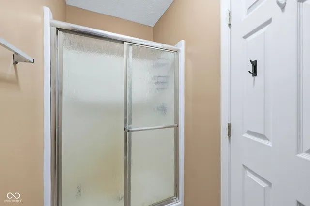 $575,000 | 3734 West 350th Street South, Kokomo, IN 46902