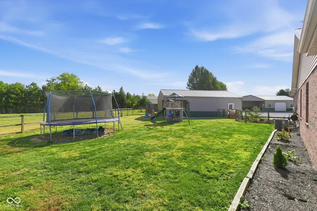 $575,000 | 3734 West 350th Street South, Kokomo, IN 46902