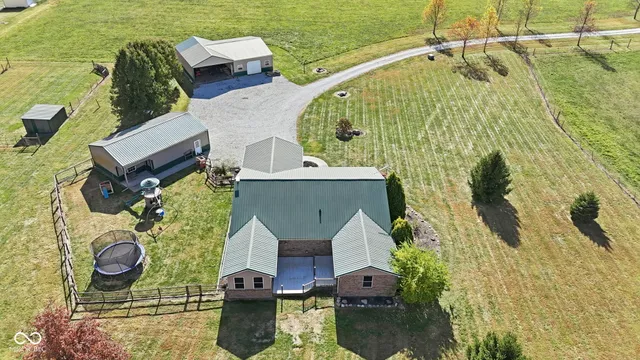 $575,000 | 3734 West 350th Street South, Kokomo, IN 46902