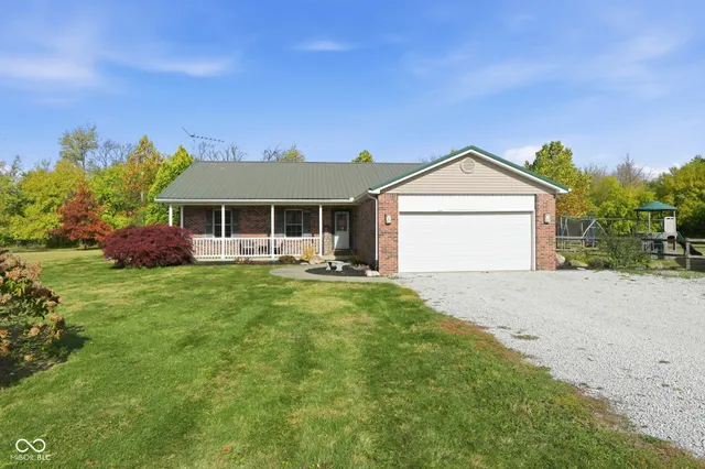 $575,000 | 3734 West 350th Street South, Kokomo, IN 46902