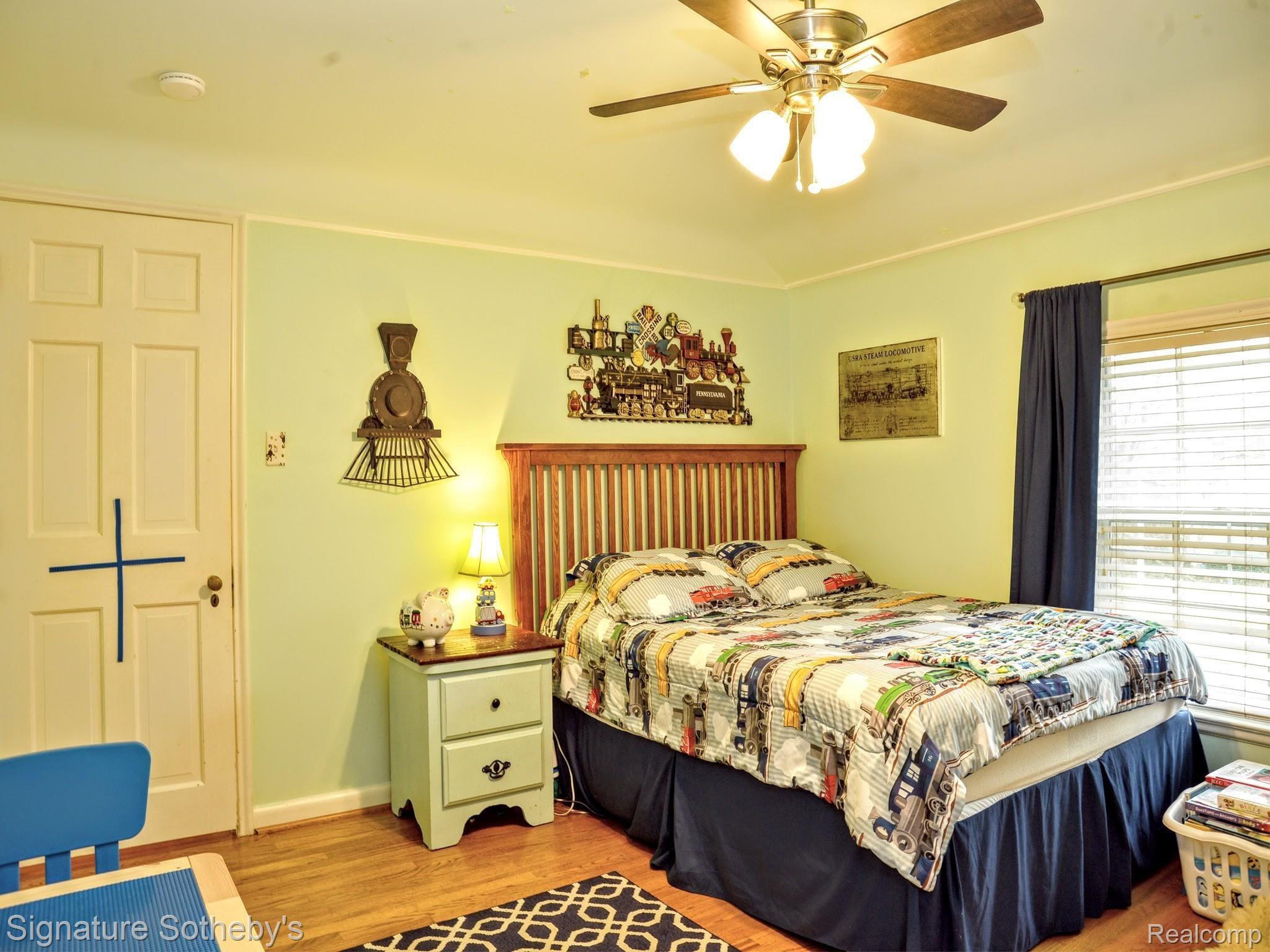 1134 Harvard Road Grosse Pointe, MI 48230 - Photo 17 of 33 Bedroom