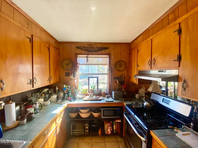 $145,000 | 202 Dallas Street, Crystal Springs, MS 39059