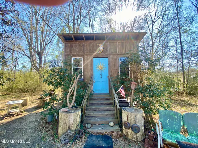 $145,000 | 202 Dallas Street, Crystal Springs, MS 39059