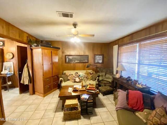 $145,000 | 202 Dallas Street, Crystal Springs, MS 39059