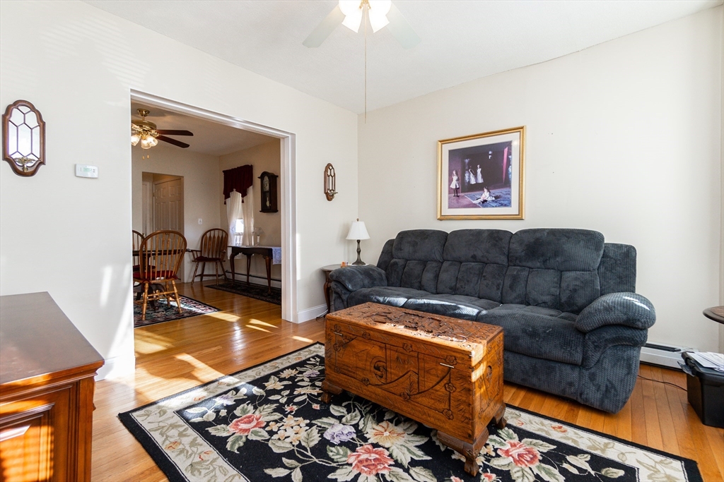 48 Balcomb Street Salem, MA 01970 - Photo 4 of 41 Gallery Image 4
