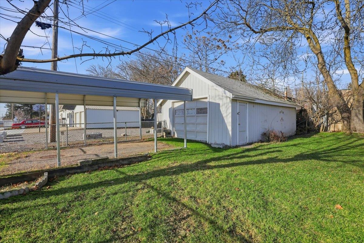 3303 North Stone Street Spokane, WA 99207 - Photo 20 of 20