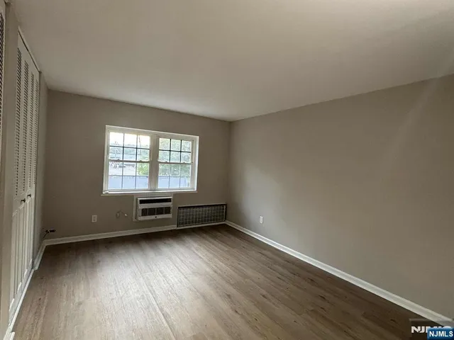 $390,000 | 550 Fairview Avenue, Unit 116, Westwood, NJ 07675