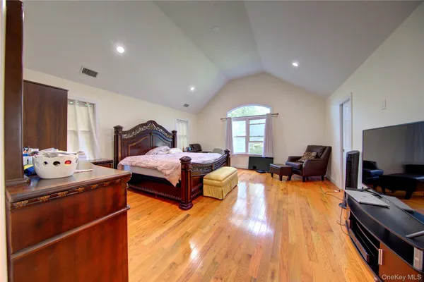 $1,099,000 | 97 Chestnut Street, Mount Sinai, NY 11766