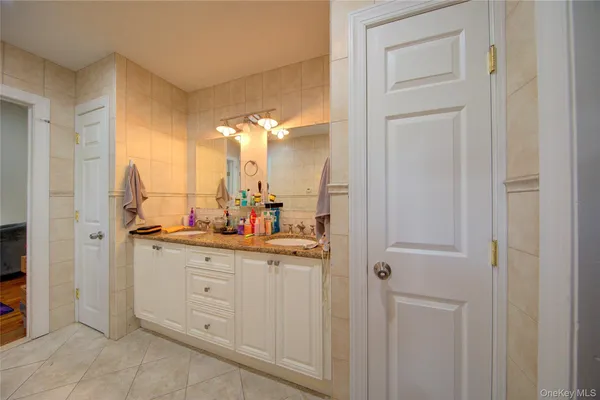 $1,099,000 | 97 Chestnut Street, Mount Sinai, NY 11766