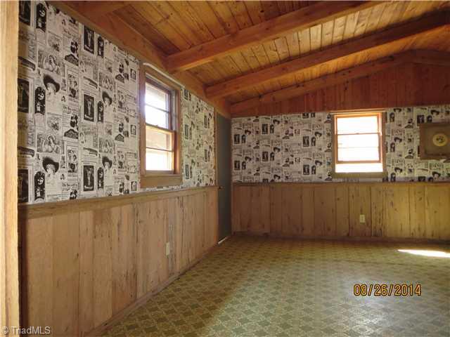 3019 West O Road West Randleman, NC 27317 - Photo 7 of 11 Master Bedroom.