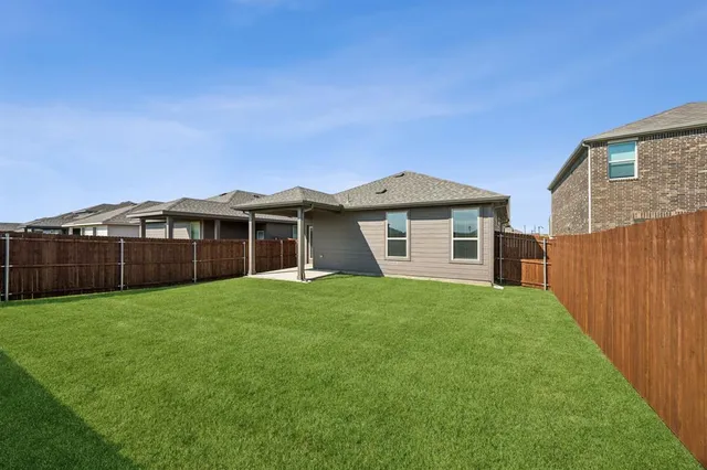 $1,895 | 1701 Teton River Drive, Blue Ridge, TX 75424