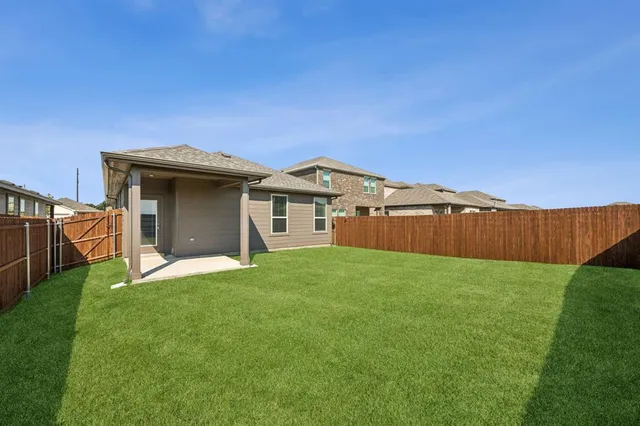 $1,895 | 1701 Teton River Drive, Blue Ridge, TX 75424