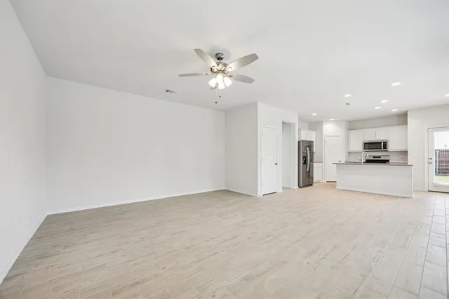 $1,895 | 1701 Teton River Drive, Blue Ridge, TX 75424