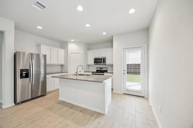 $1,895 | 1701 Teton River Drive, Blue Ridge, TX 75424