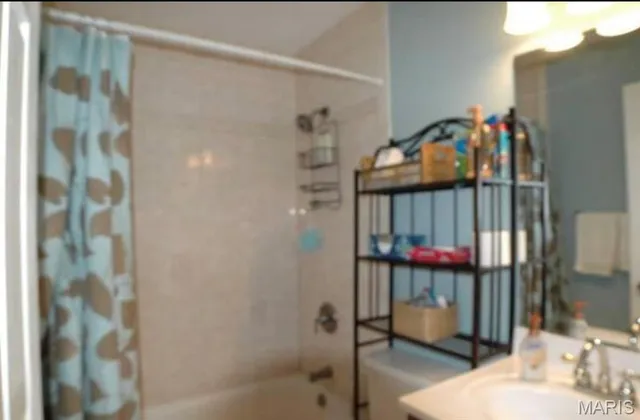 $2,795 | 1536 Woodroyal E Drive, Chesterfield, MO 63017