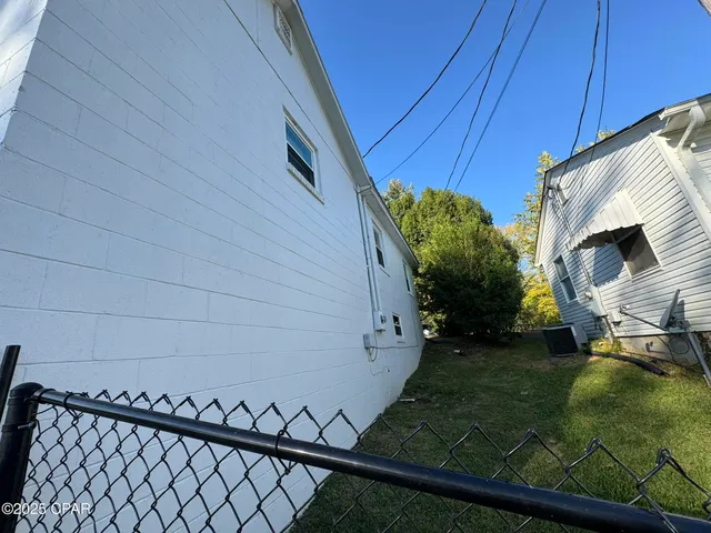 $199,900 | 707 Morgan Avenue, Chattahoochee, FL 32324