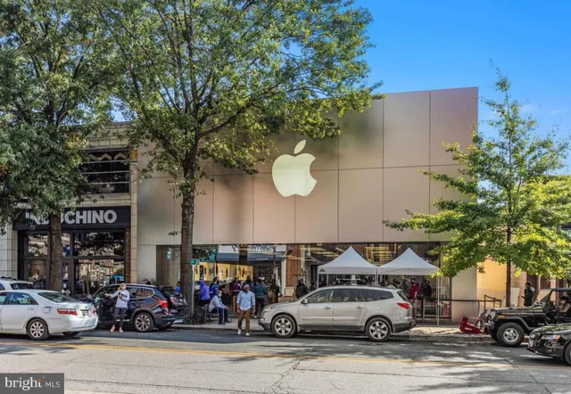 $845,000 | 5050 Bradley Boulevard, Unit 6, Chevy Chase, MD 20815