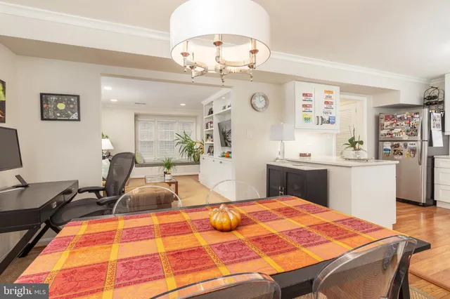 $845,000 | 5050 Bradley Boulevard, Unit 6, Chevy Chase, MD 20815