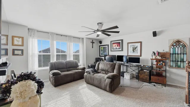 $2,200 | 2011 Sisyphus View, San Antonio, TX 78245