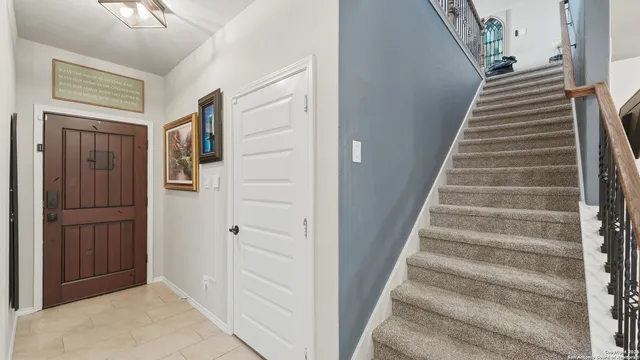 $2,200 | 2011 Sisyphus View, San Antonio, TX 78245