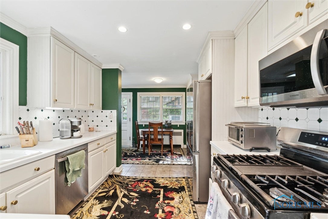3766 Edgevale Road Toledo, OH 43606 - Photo 11 of 50 Gallery Image 11