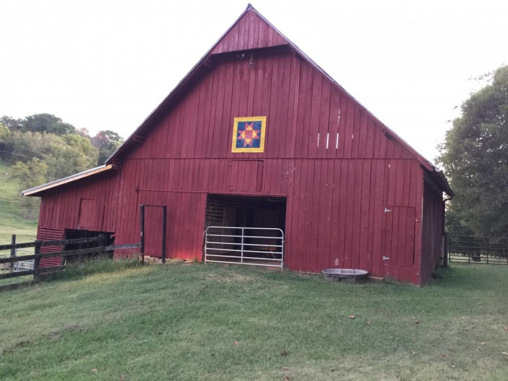 305 River Bend Road Greeneville, TN 37743 - Photo 30 of 36 5 stall Horse Barn