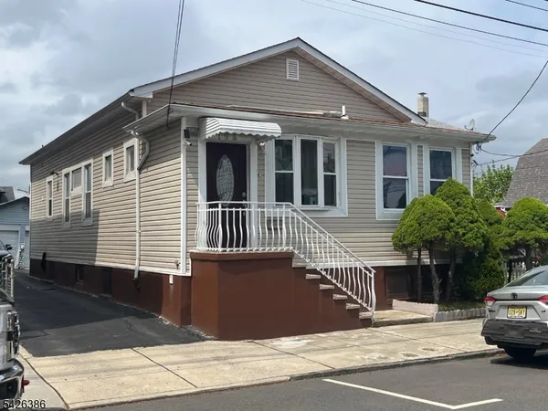 $699,000 | 195 Maple Street, Kearny, NJ 07032