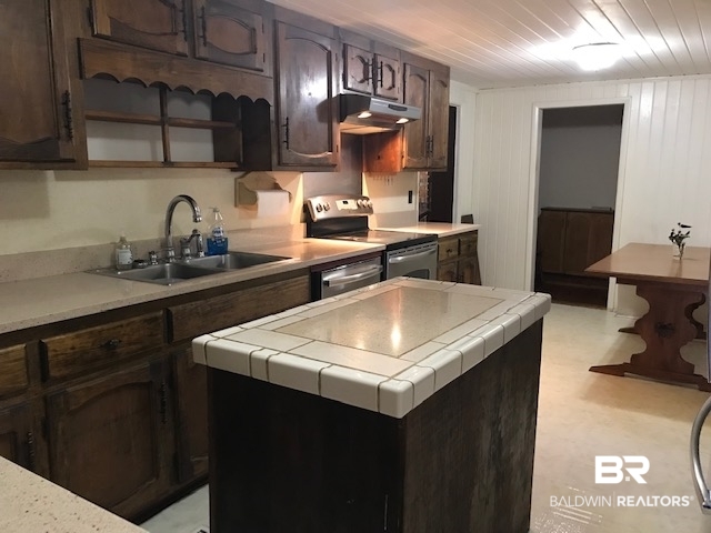 3170 Sowell Road Brewton, AL 36426 - Photo 11 of 27 Kitchen