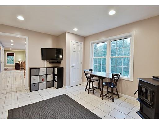 56 Cronin Road Warren, MA 01585 - Photo 26 of 42