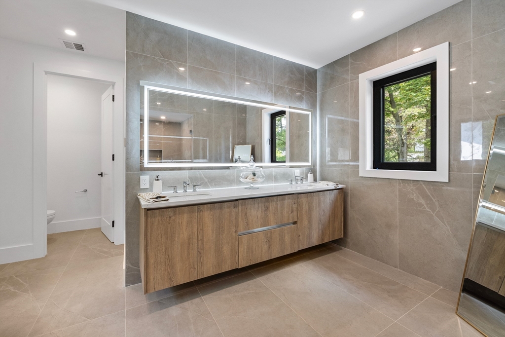 8 Blueberry Lane Lexington, MA 02420 - Photo 25 of 39