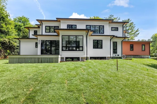 $3,799,000 | 8 Blueberry Lane, Lexington, MA 02420