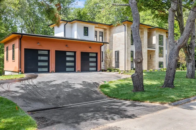 $3,799,000 | 8 Blueberry Lane, Lexington, MA 02420