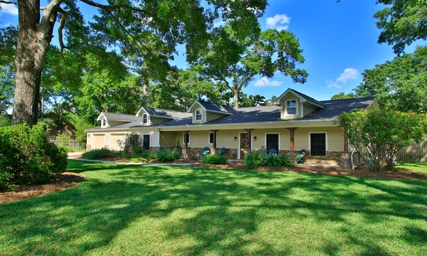 $545,000 | 502 Weisinger Drive, Magnolia, TX 77354